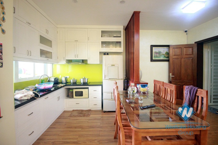 3 bedrooms with beautiful view in ciputra Ha Noi